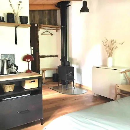 Zauberhaftes Tiny House Mit Kamin An Der Elbe Hittbergen