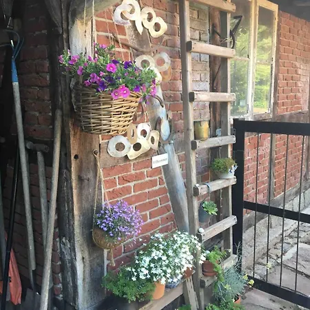 Zauberhaftes Tiny House Mit Kamin An Der Elbe Hittbergen