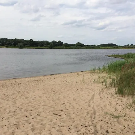 Zauberhaftes Tiny House Mit Kamin An Der Elbe *