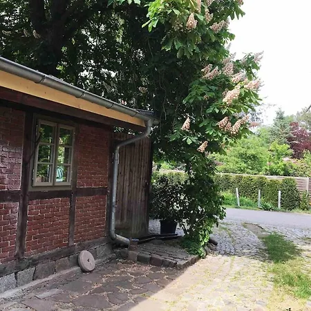 Zauberhaftes Tiny House Mit Kamin An Der Elbe * Hittbergen